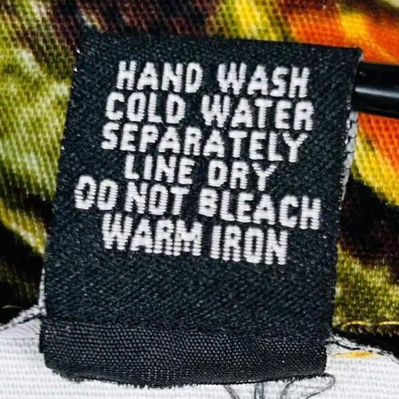 2/$30 KAKTUS Size Large Jacket Van Gogh Old Farmhouse - Picture 8 of 8